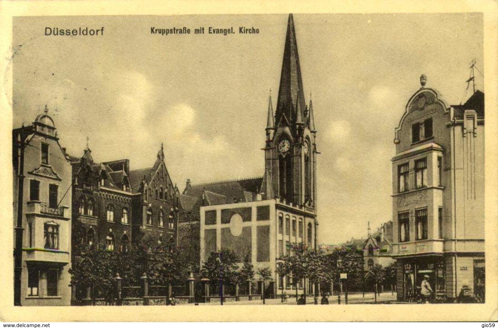 DUSSELDORF / KRUPPSTRABE MIT EVANGEL KIRCHE / A 226 - Duesseldorf