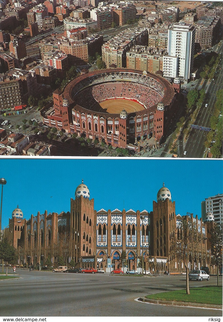 Plaza De Toros Monumental.  Barcelona  2 Cards.  Spain.  # 07768 - Corrida