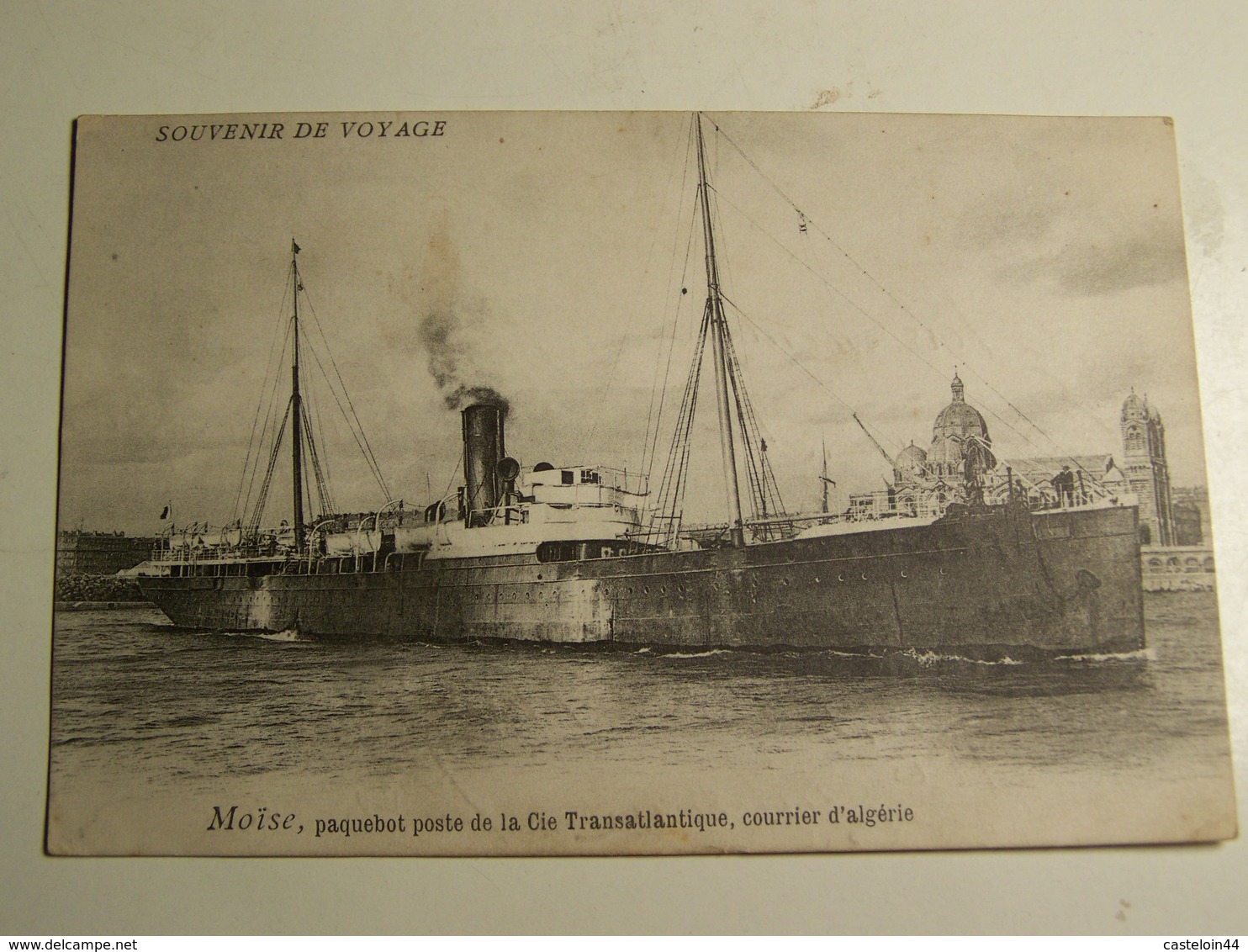 T87   SOUVENIR DE VOYAGE LE MOISE  Courrier D Algerie - Steamers