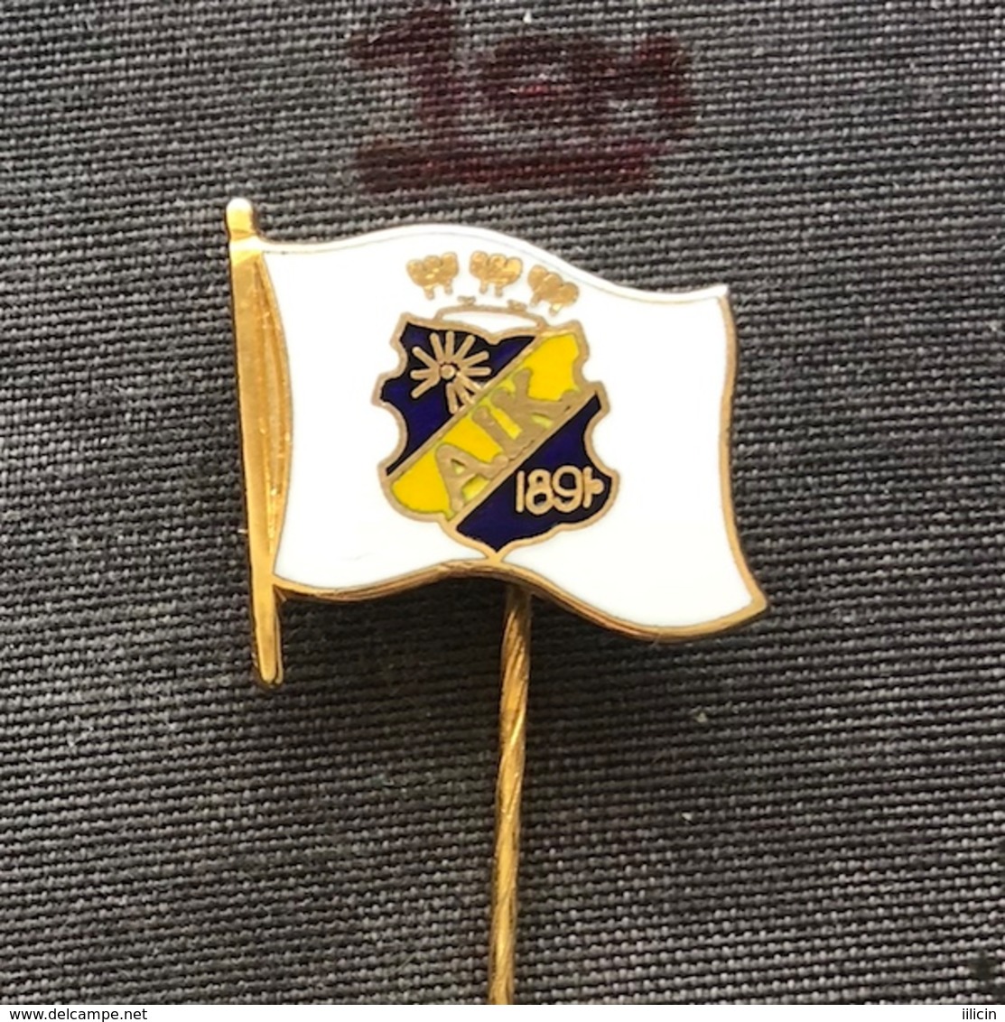 Badge Pin ZN007089 - Football (Soccer / Calcio) Sweden Allmänna Idrottsklubben AIK - Football