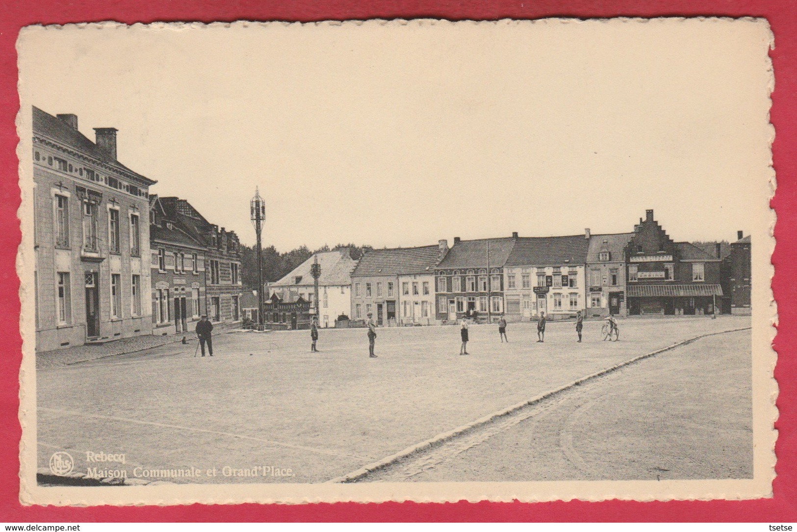 Rebecq - Maison Communale Et Grand'Place - 1954 ( Voir Verso ) - Rebecq