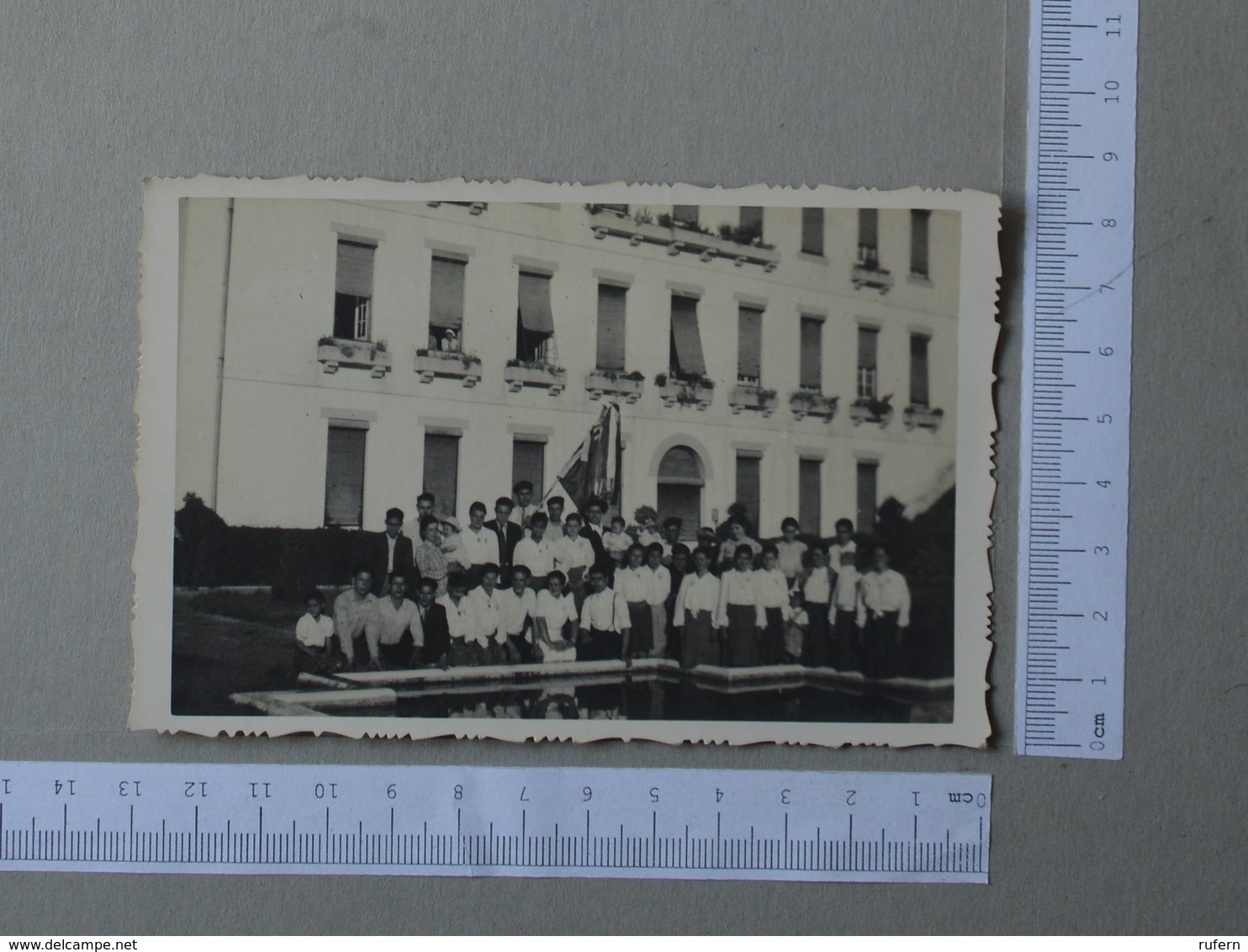 PORTUGAL - GRUPO DE PESSOAS -  COIMBRA -   2 SCANS  - (Nº24593) - Personnes Identifiées