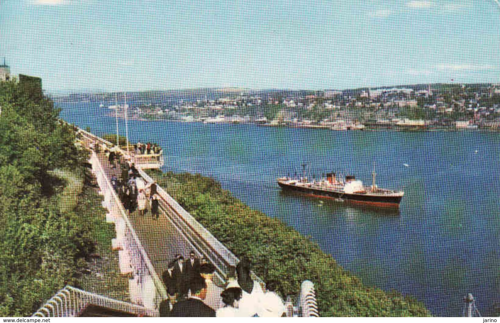 Canada > Quebec > Québec - La Promenade Des Gouverneurs Contourne Les Vieux Murs De La Citadelle, Ship, Used 1975 - Québec - La Citadelle