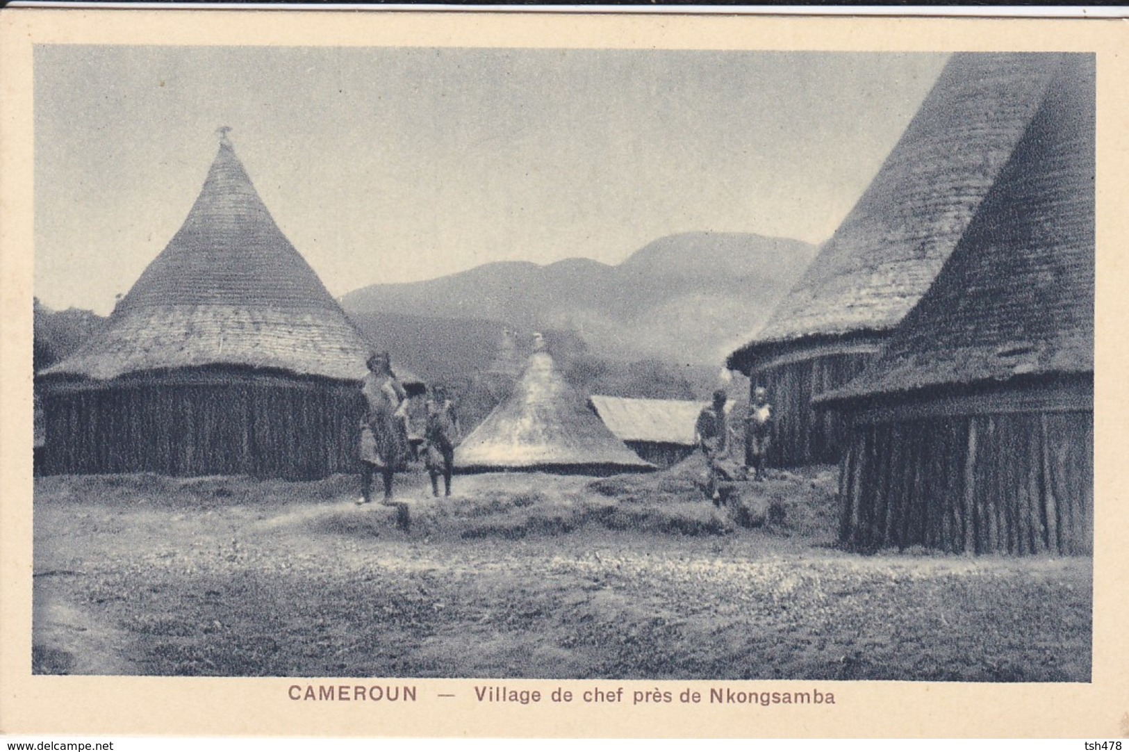 CAMEROUN--village De Chef Près De NKONGSAMBA--voir 2 Scans - Cameroun