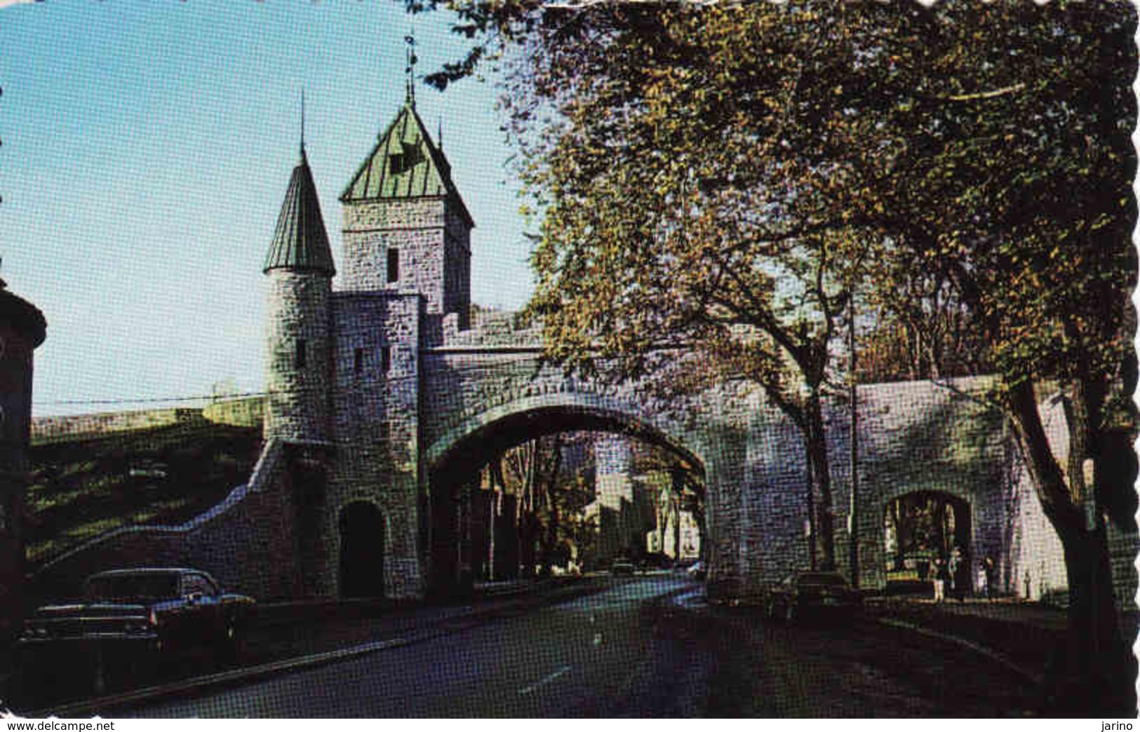 Canada > Quebec > Quebec, St. John Gate, La Porte St. Jean, Car, Used 1984 - Québec – Les Portes