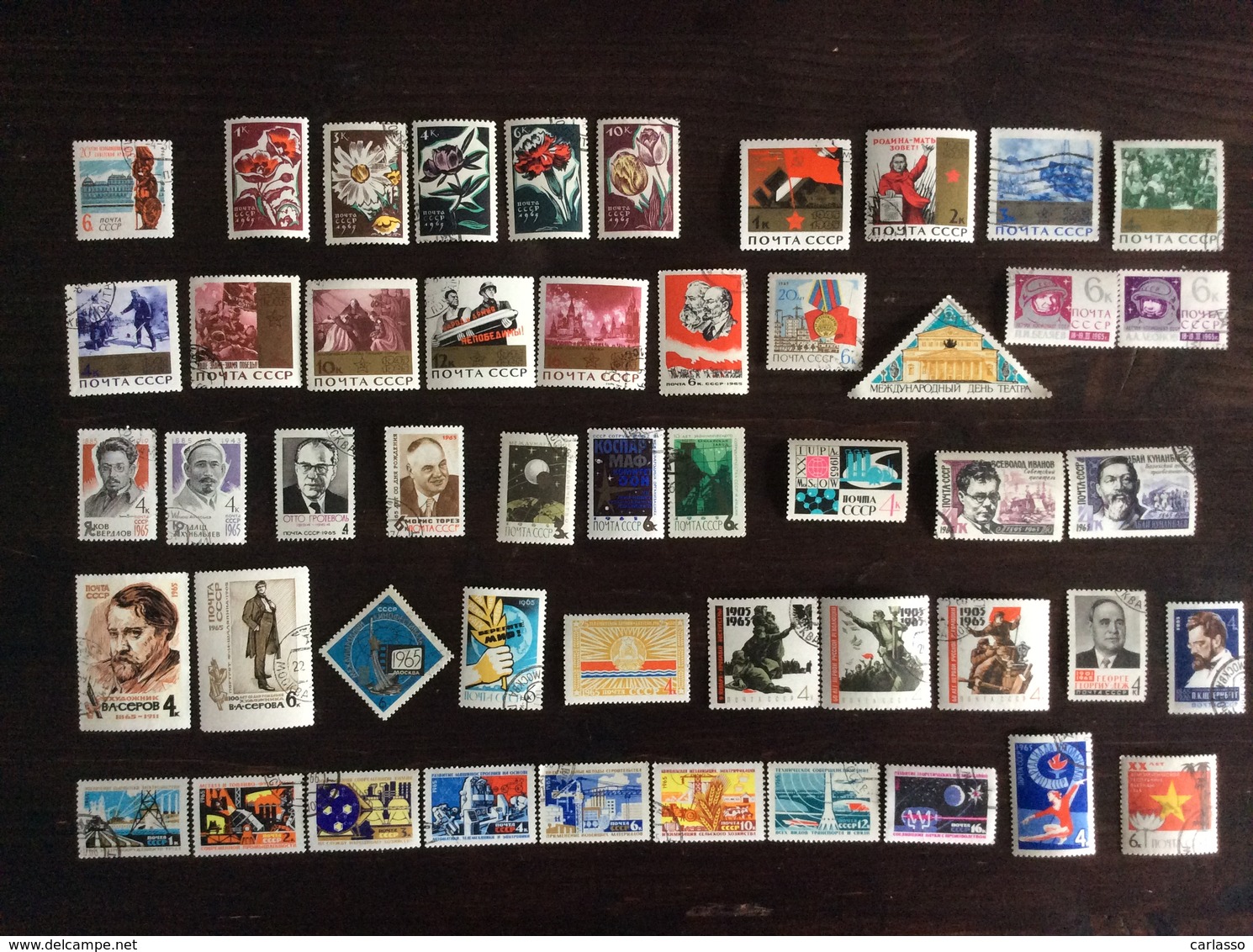 USSR - 100 Complete Sets + Other Loose Stamps For A Total Of Over 1120 All Different. - Lots & Kiloware (mixtures) - Min. 1000 Stamps