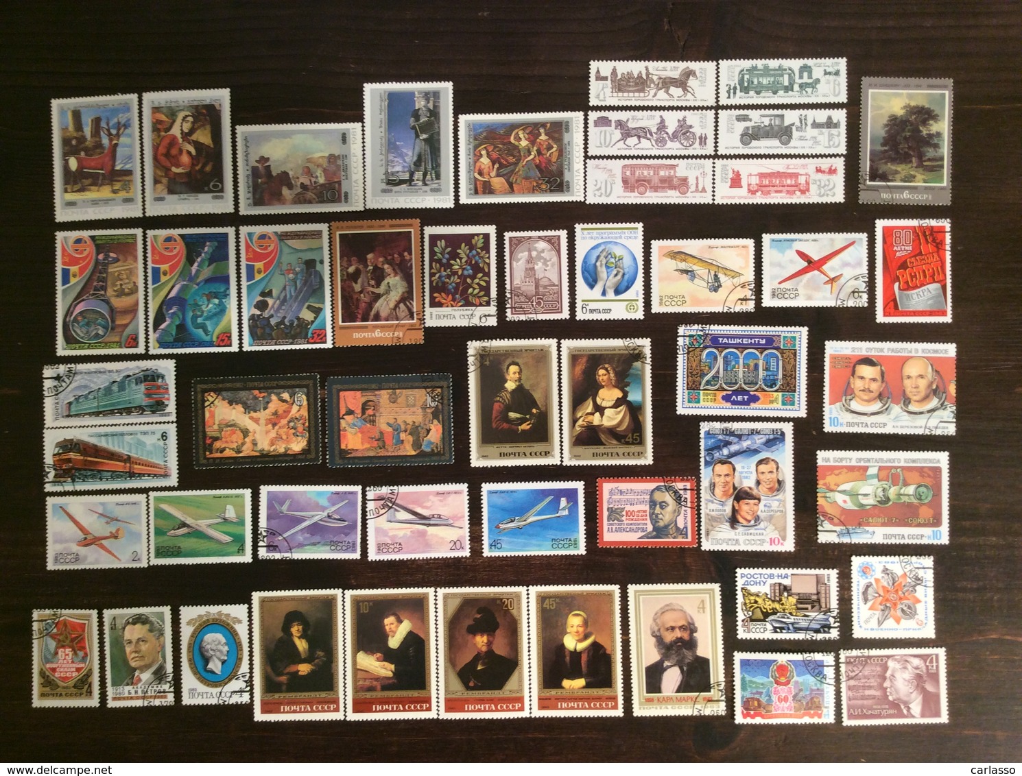 USSR - 100 complete sets + other loose stamps for a total of over 1120 all different.