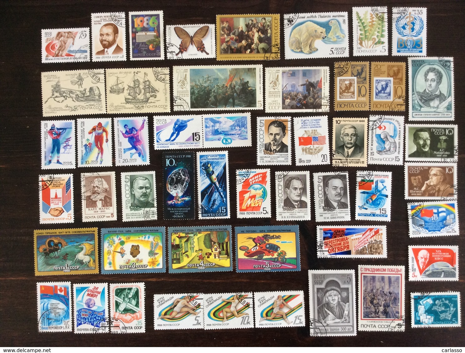 USSR - 100 complete sets + other loose stamps for a total of over 1120 all different.