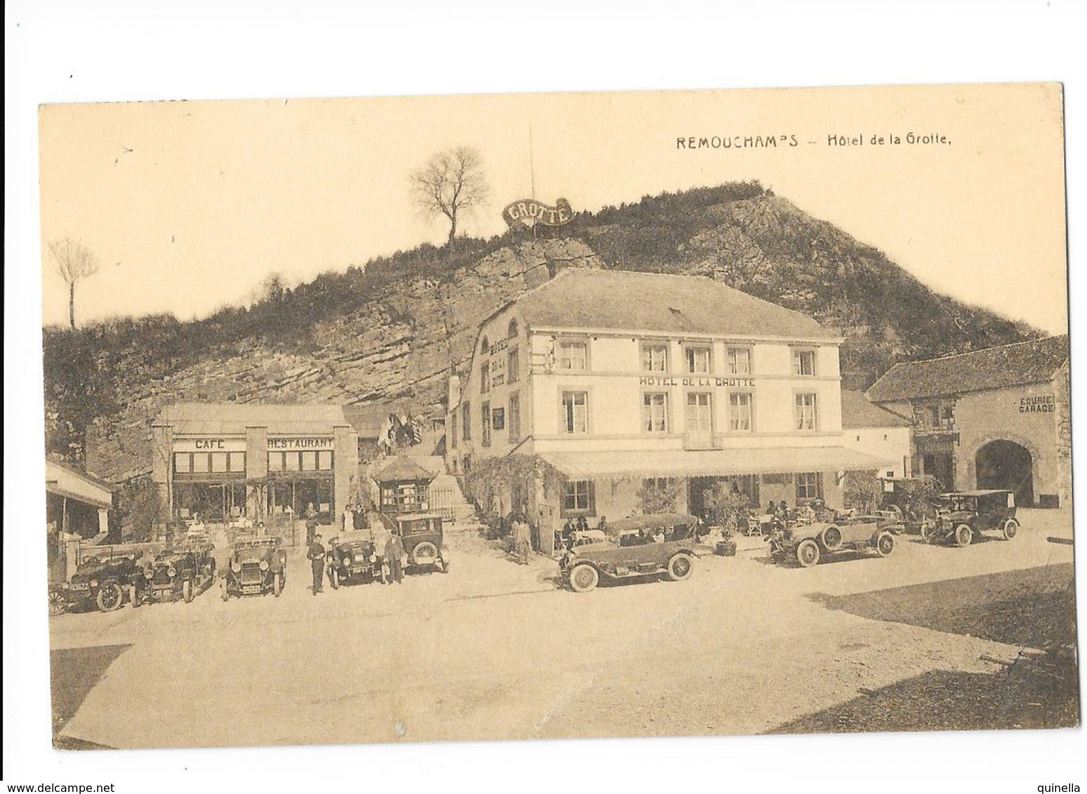 Remouchamps  Beaucoup Des Vielles Automobile Prés L’Hôtel Restaurant - Aywaille