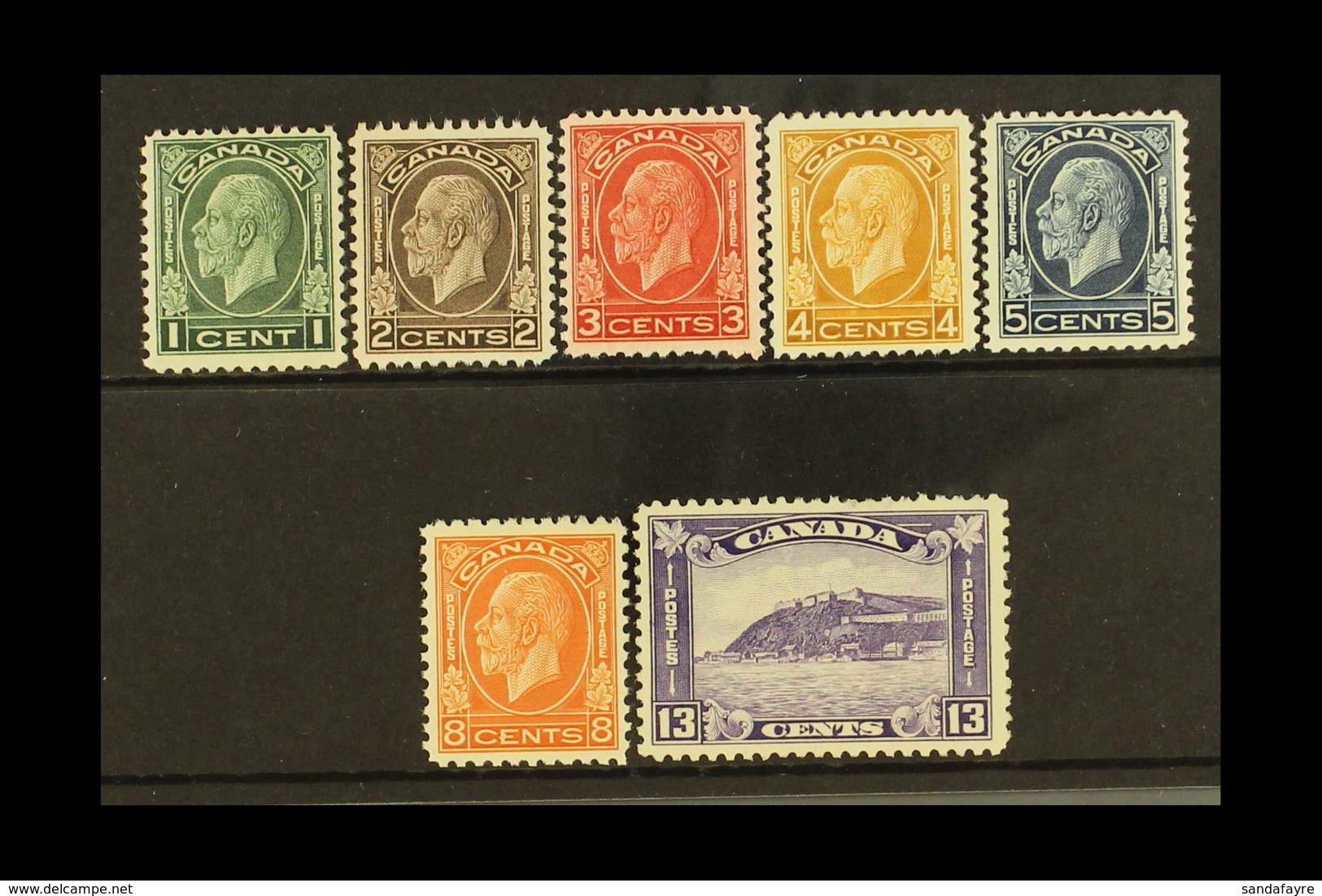 1932-3  KGV "Medallion" Definitives, Complete Set, SG 319/25, Minor Perf Fault On Top On 13c, Otherwise Never Hinged Min - Altri & Non Classificati