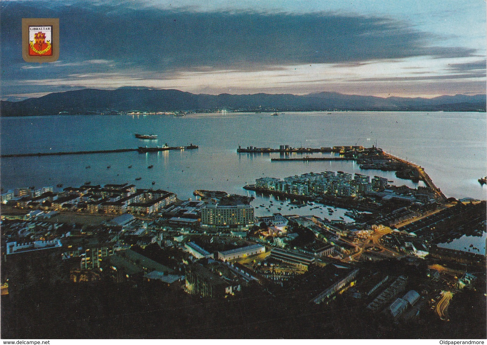 POSTCARD ENGLAND - GIBRALTAR - NIGHT VIEW OF TOWN AND HARBOUR - Gibraltar