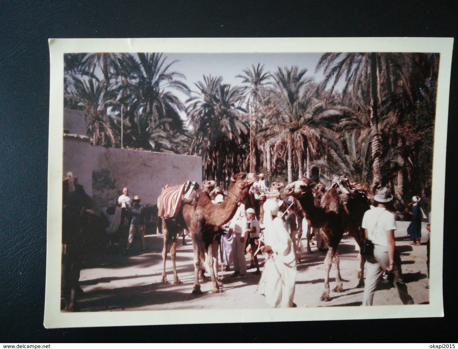 MAROC MALABATA LOT 21 PHOTOS  COULEURS BORDS BLANCS VACANCES COUPLE EN 1969