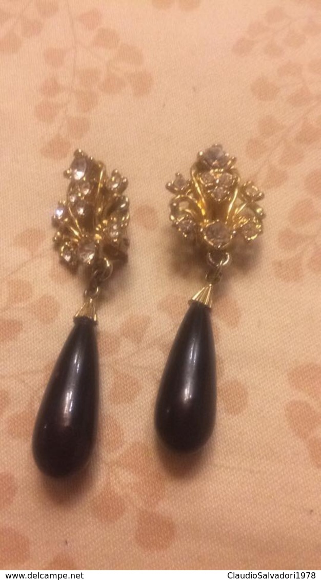 Fantastica Coppia Di Orecchini A Clip Vintage Leggermente Usati - Boucles D'oreilles