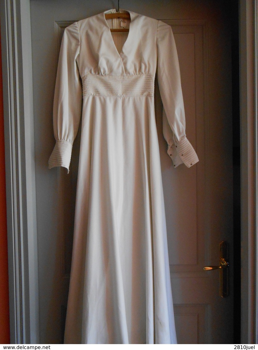 Robe - Mariage Automne  Hiver  - A Convertir , Ou Pas - - Bruidsjurken