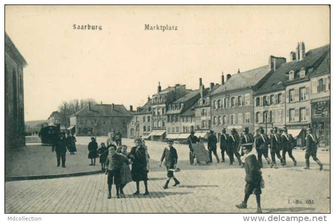 57 SARREBOURG  / Marktplatz  / - Sarrebourg