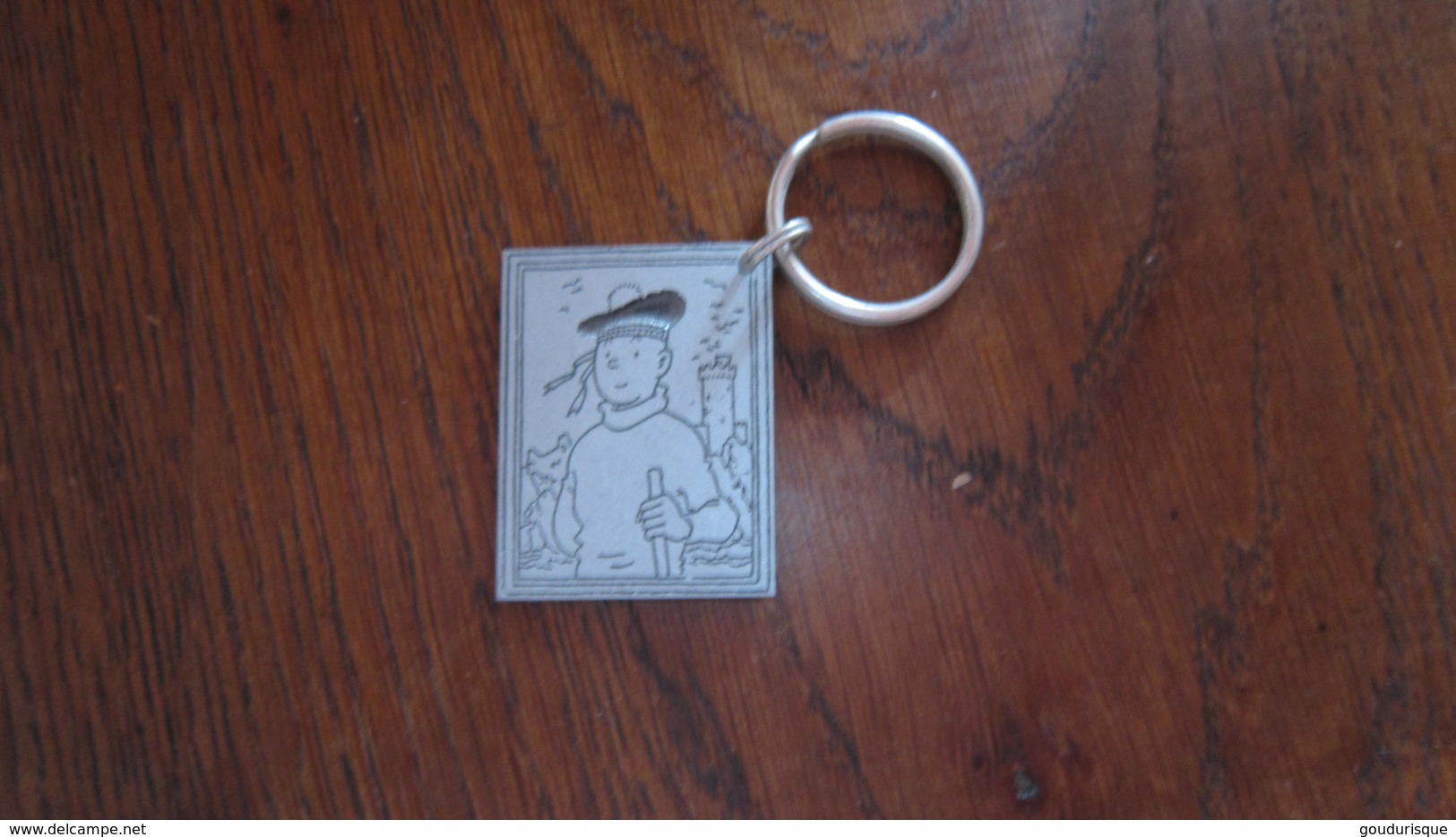 TINTIN PORTE CLEFS TINTIN EN METAL L'ILE NOIRE  HERGE - Tintin