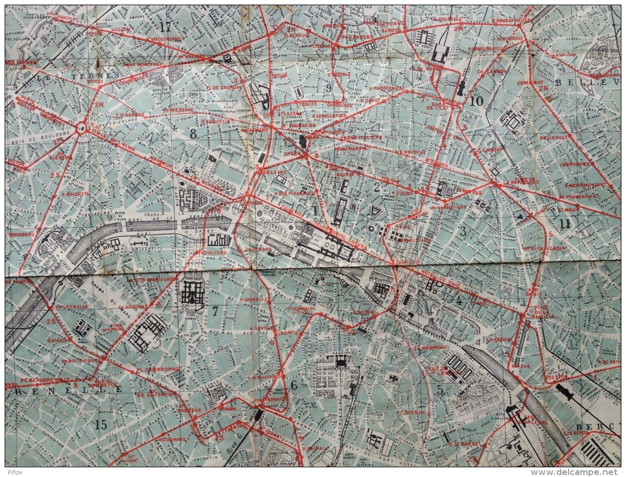 Plan-Bijou de Paris . Omnibus , tramways et métro . Vers 1910 .