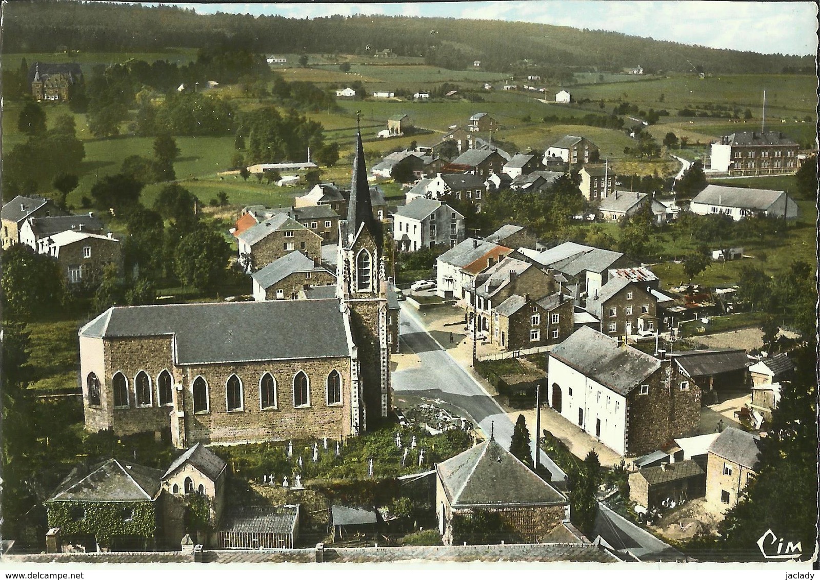 Chevron -- Vue Générale Aérienne - L' Eglise.  (2 Scans) - Stoumont