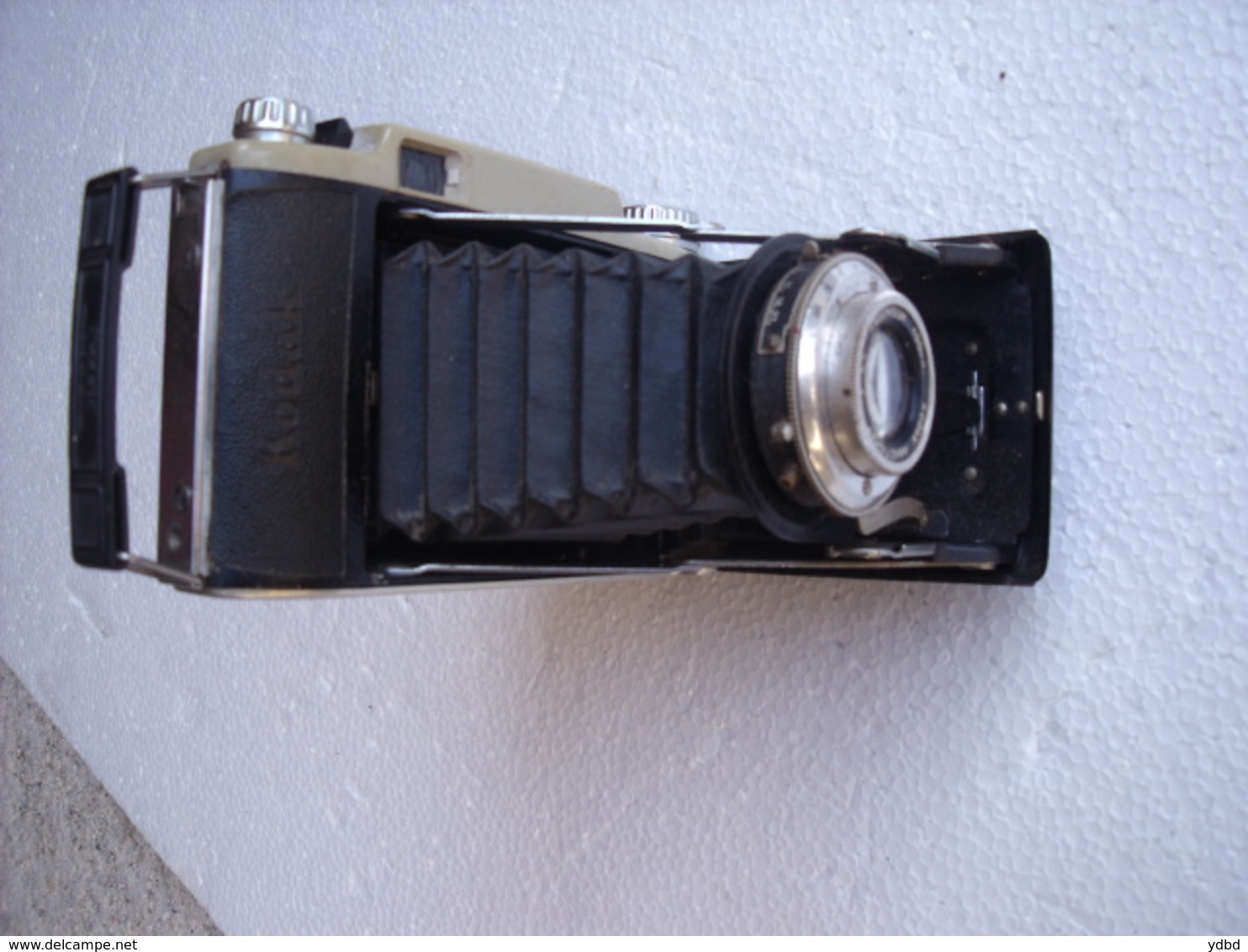 UN ANCIEN APPAREIL PHOTO KODAK A SOUFFLETS - Cameras