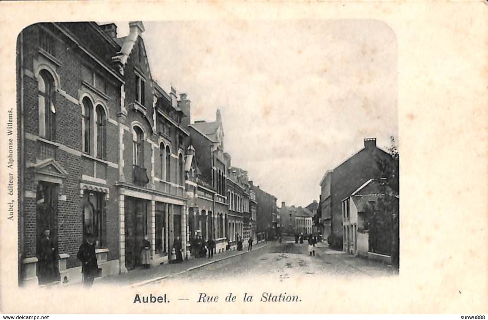 Aubel - Rue De La Station (précurseur, Animée, Edit. Alphonse Willems...photo Aujourd'hui) - Aubel