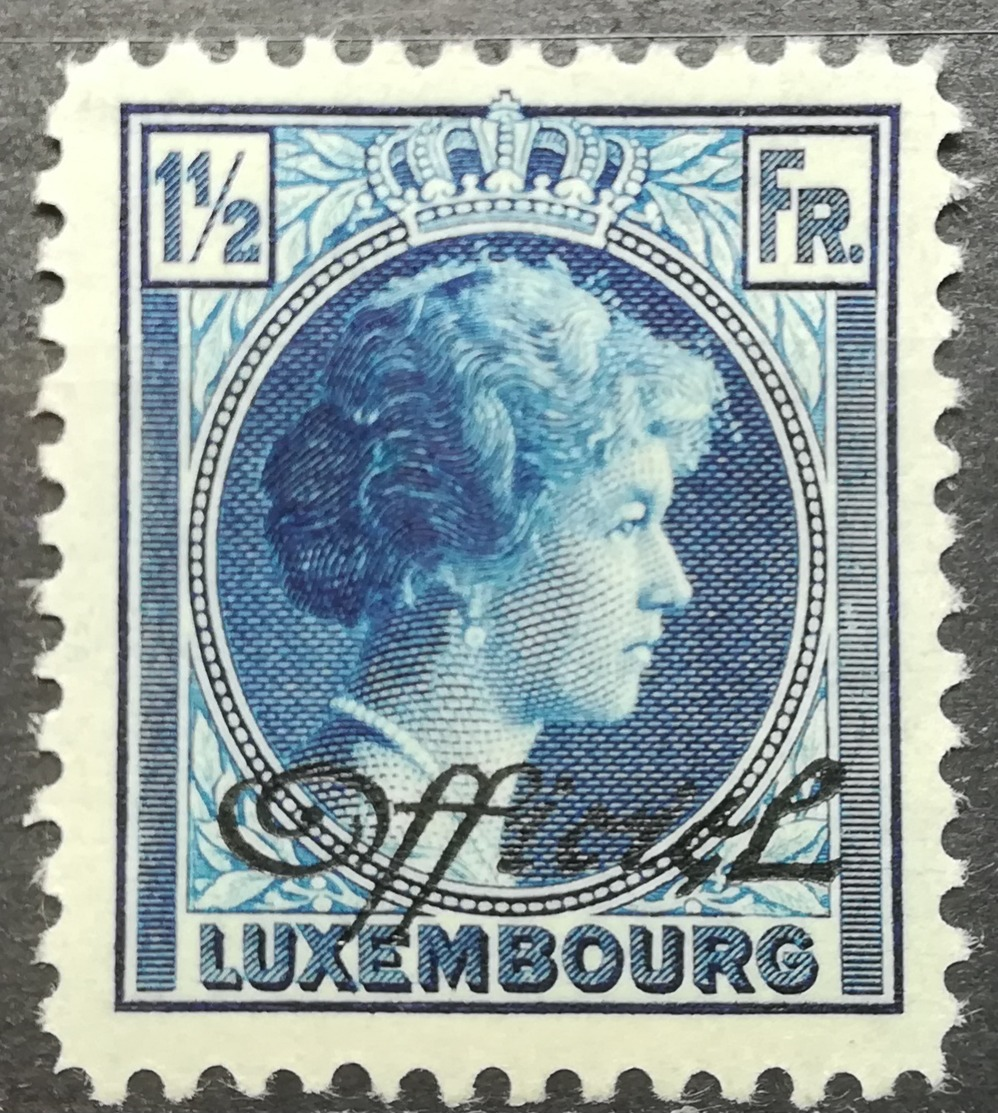 Luxembourg 1928 MLH Officials Grand Duchess Charlotte 1.1/2 Francs Overprint OFFICIEL With Gum - Officials