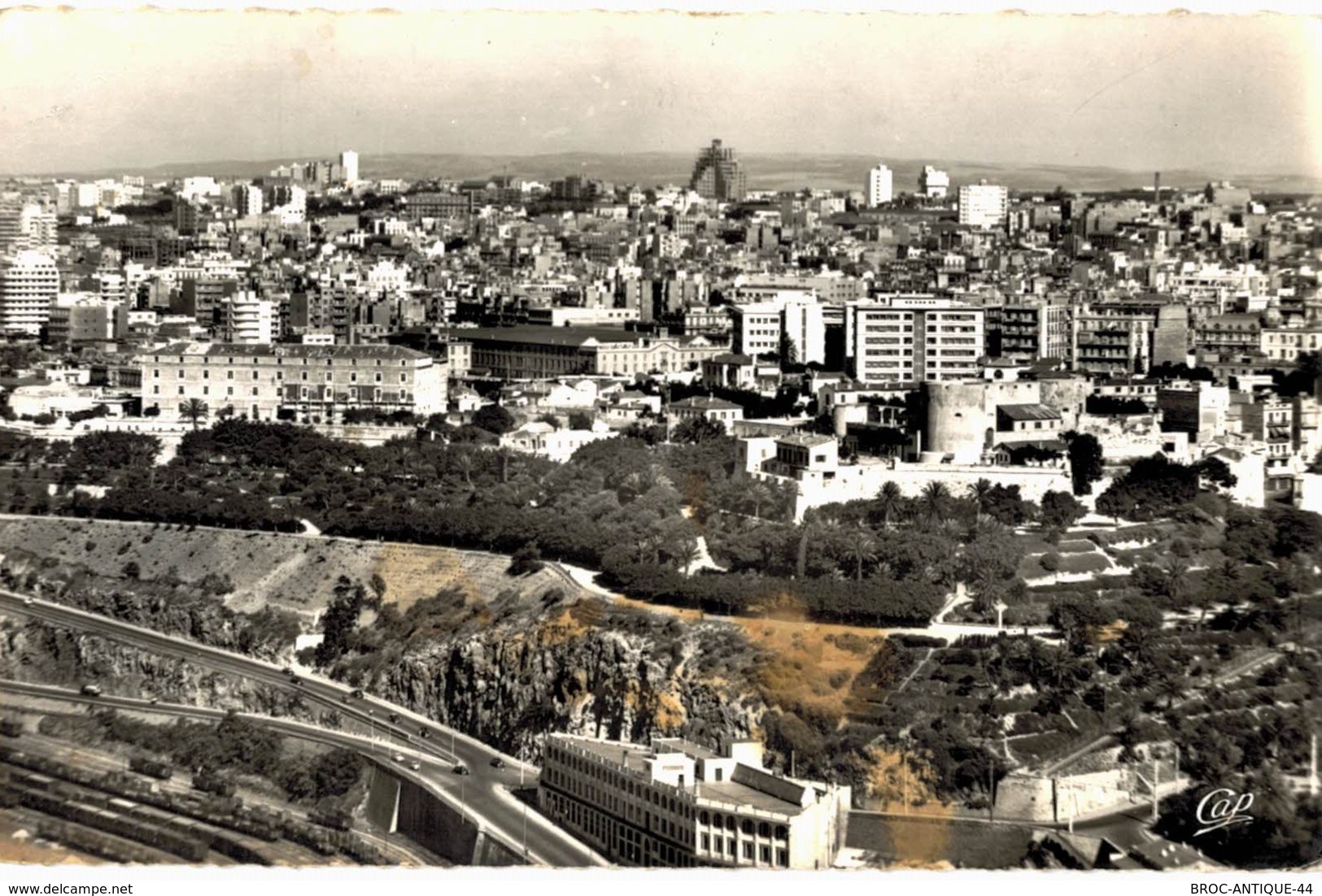 CPA N°22330 - LOT DE 5 CARTES D' ORAN - PROMENADE DE L' ETANG ET ENVIRONS