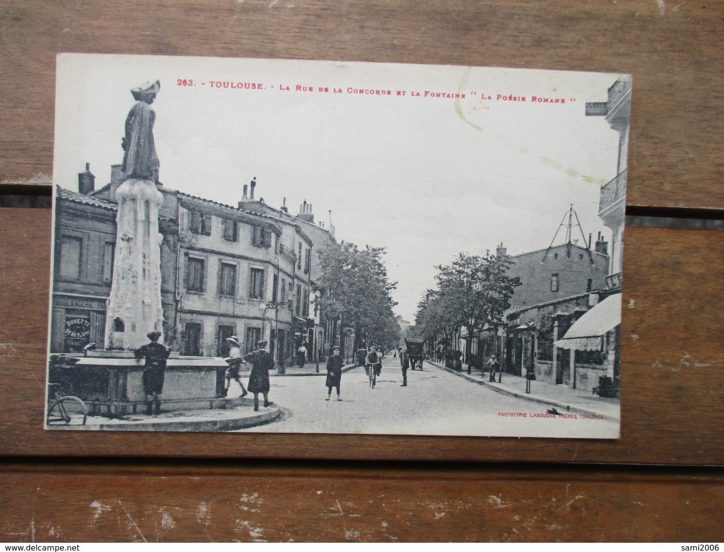 CPA 31 TOULOUSE LA RUE DE LA CONCORDE ET LA FONTAINE ANIMEE - Toulouse