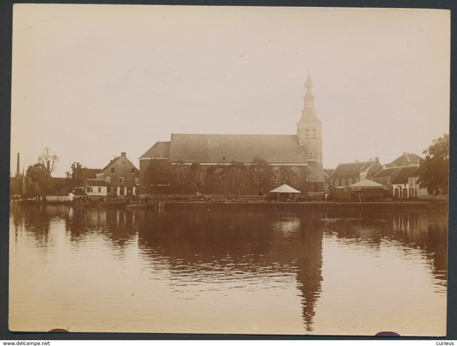 BAASRODE * BAESRODE * TERMONDE * DENDERMONDE * SINT-URSMARUSKERK MET VEER * OUDE FOTO +- 1900 * ALBUMINE * 11 X 8 CM * - Lieux