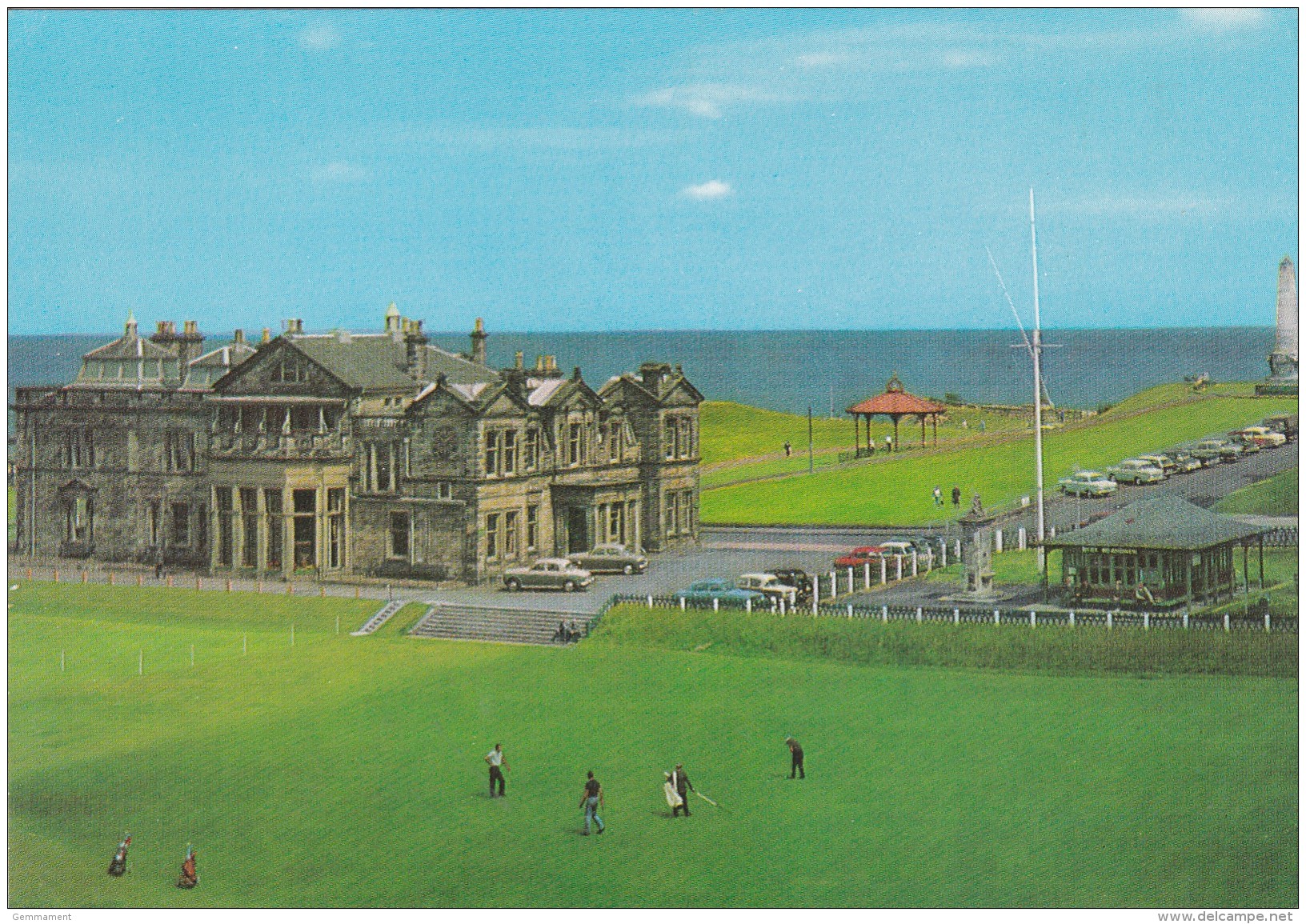 ST ANDREWS- ANCIENT GOLF CLUBHOUSE - Fife