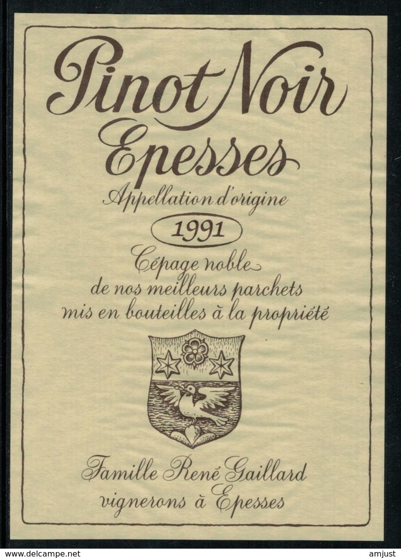 Etiquette De Vin // Pinot Noir D'Epesses Vaud, Suisse - Autres & Non Classés