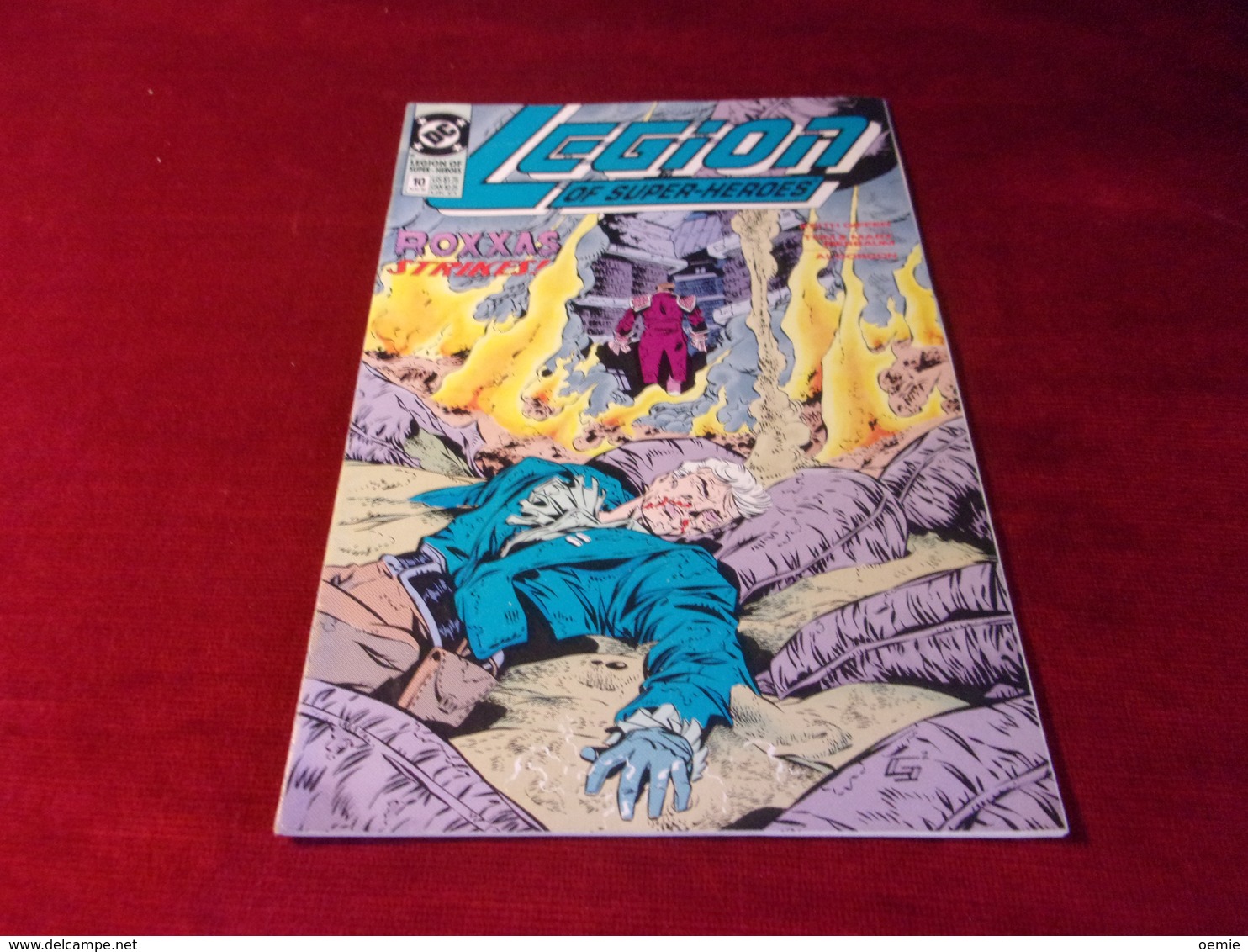 LEGION OF SUPER HEROES   No 10 AUG 90 - DC