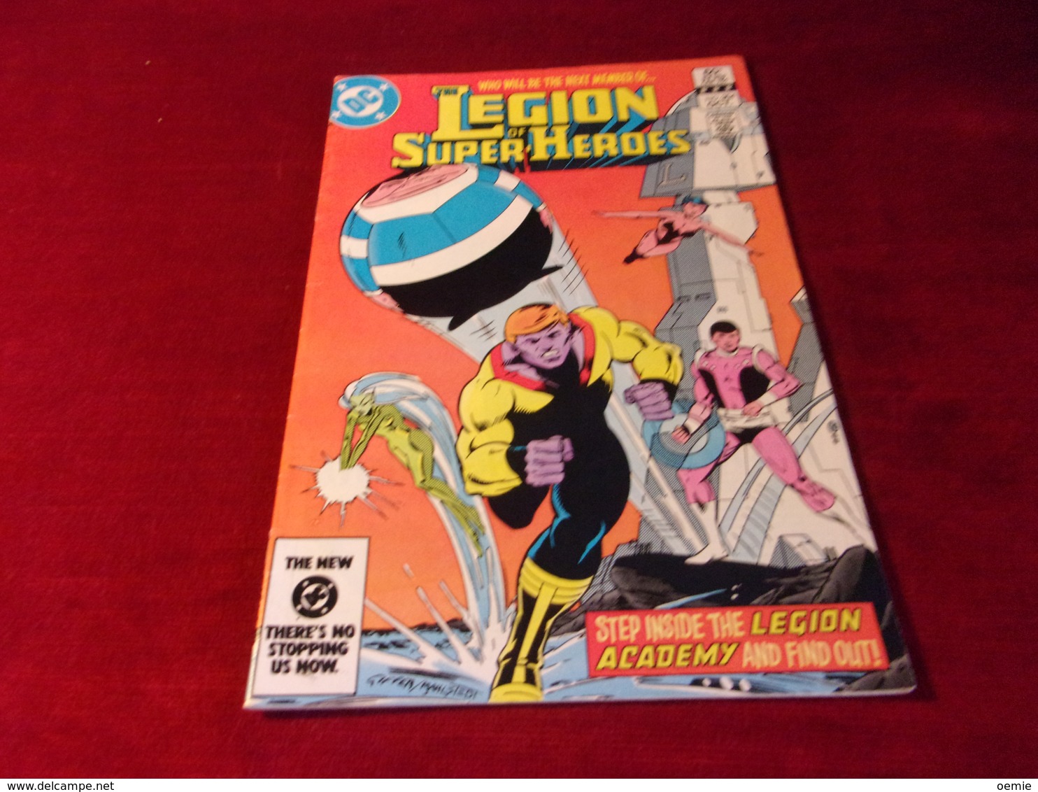 LEGION OF SUPER HEROES   No 304 OCT - DC