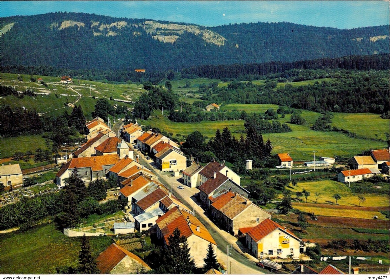 CPM - Vue Générale Aérienne - BONLIEU ( Arr. De Saint Claude ) 39 Jura - N°U.17 - Edit. J. CELLARD à BRON - Saint Claude