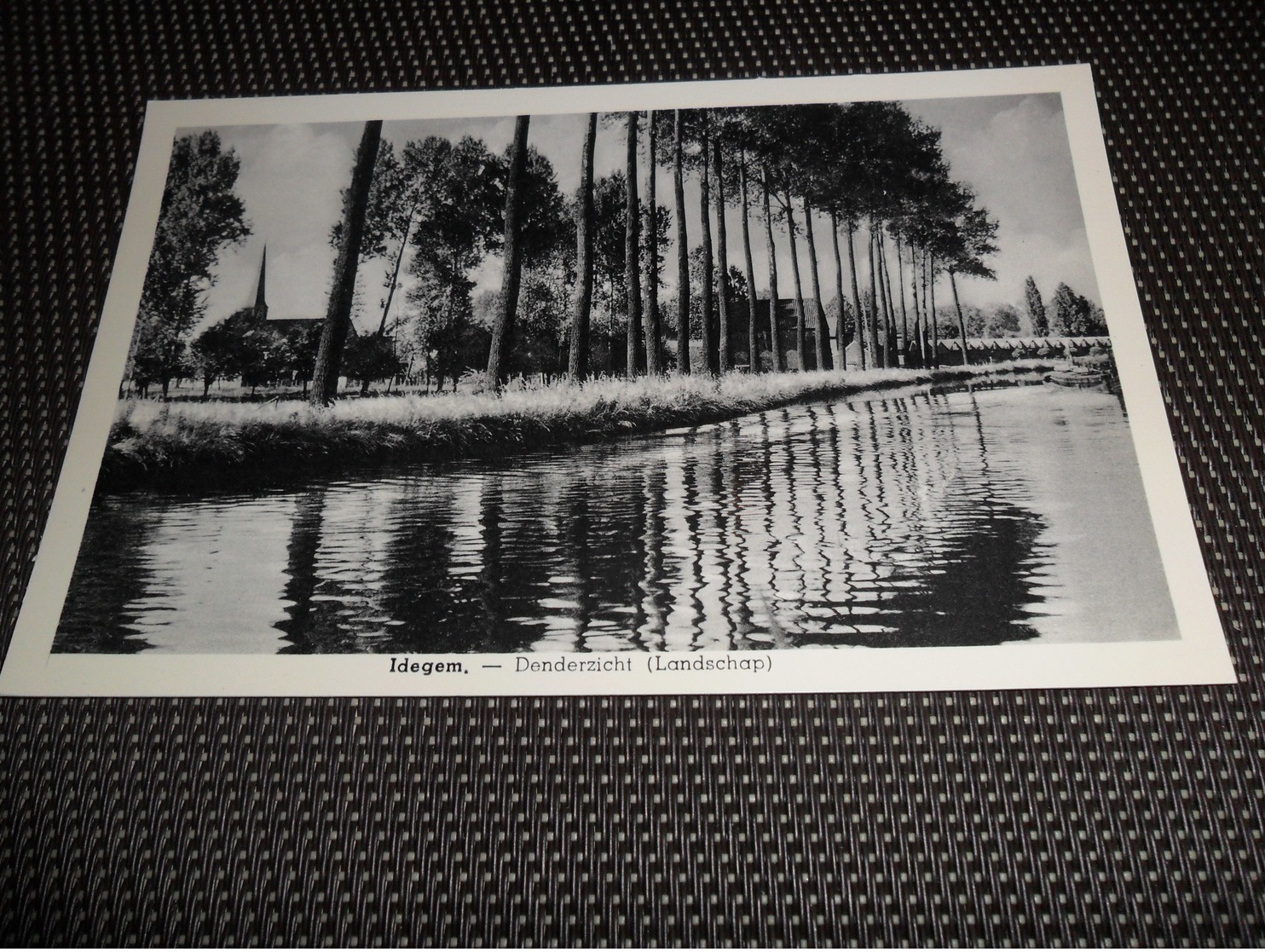 Beau lot de 20 cartes postales de Belgique     Mooi lot van 20 postkaarten van België  - 20 scans