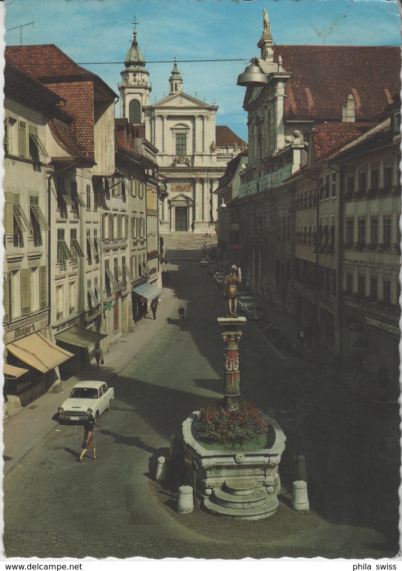 Solothurn - Hauptgasse Mit Ursusbrunnen, Animee - Photoglob - Autres & Non Classés