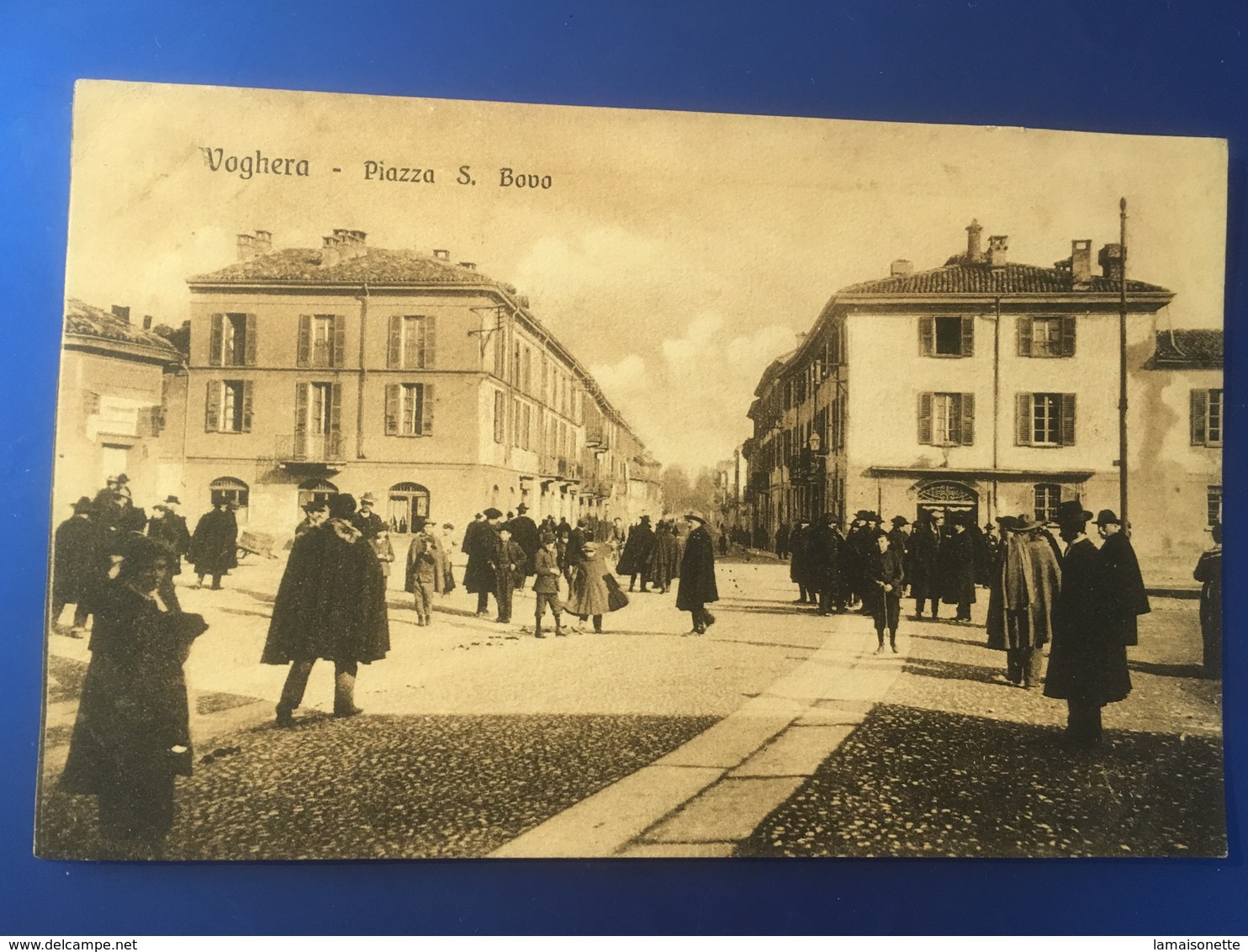 Voghera Piazza S. Bovo , Animatissima   Viaggiata 1909 - Pavia