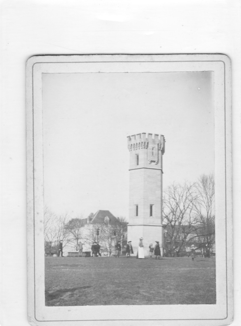 Photo Document Unique Le Chateau D Eau De Montmuzard - Dijon