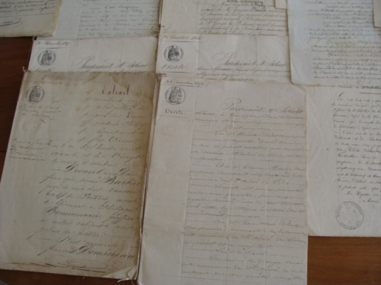 GROS LOT 260 MANUSCRITS DOCUMENTS CACHET GENERALITE MARQUES FISCALES FIN XVII A XIXe VOIR PHOTOS