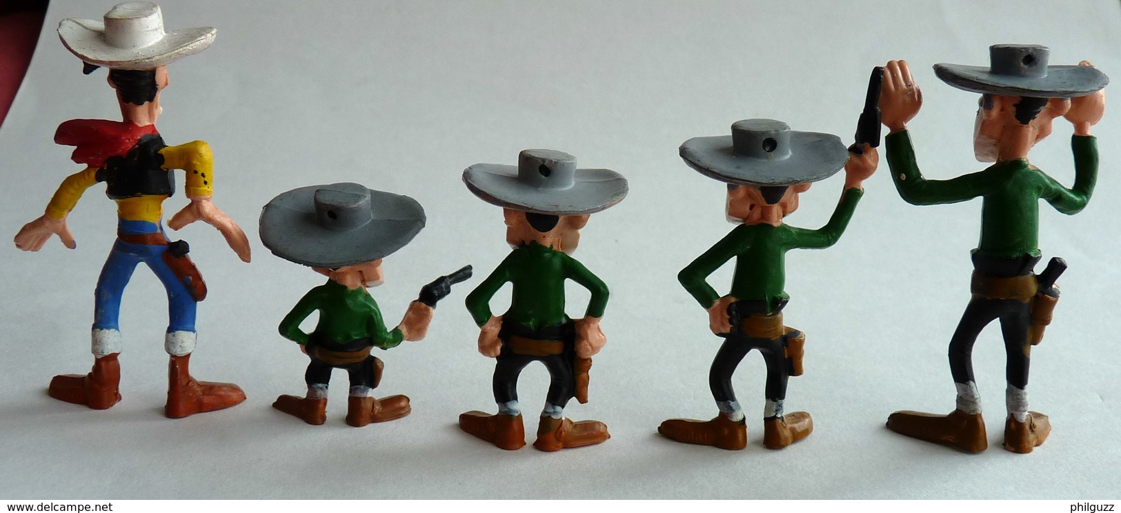 RARE SERIE Complète DE 5 FIGURINES JIM - LUCKY LUKE Variante Chapeau Blanc - LES 4 DALTON - MORRIS Années 60 FIGURINE - Autres & Non Classés