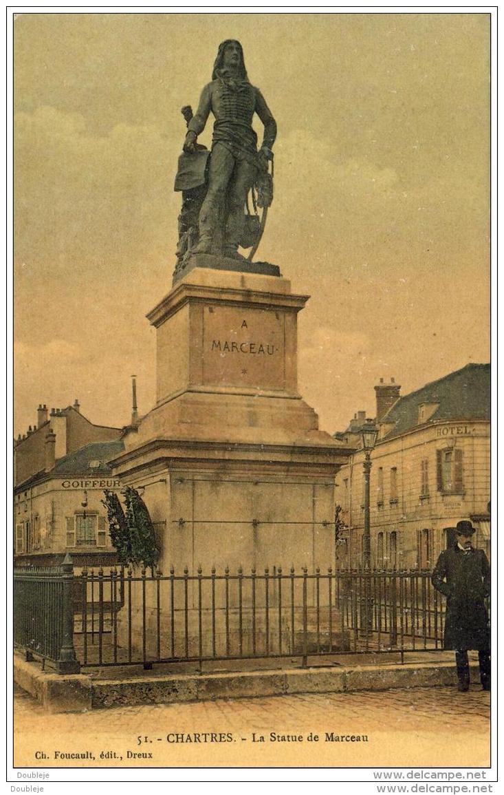 D28  CHARTRES  La Statue De Marceau  ..... - Chartres