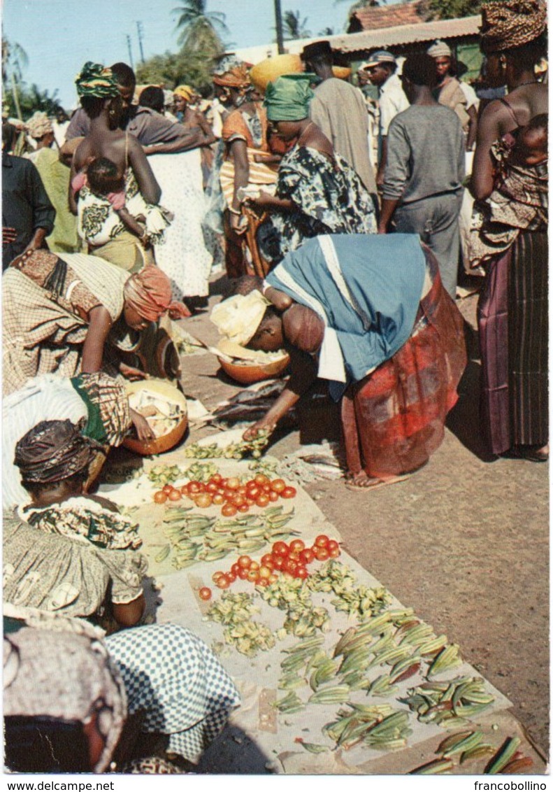 L'AFRIQUE EN COULEURS - MARCHE' AFRICAIN/MARKET / COTE D'IVOIRE THEMATIC STAMPS-AIR AFRIQUE / DC-8 - Costa D'Avorio