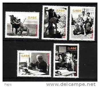 2002-N° 3519/3523** LA VIE QUOTIDIENNE - Unused Stamps