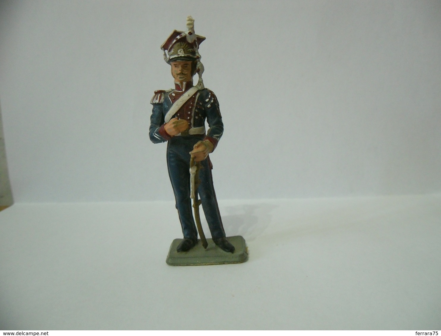 STARLUX SOLDATINO IN PLASTICA TOY SOLDIER PLASTIC TOYS VINTAGE ANNI 60 ALTO CM.7,5. - Altri & Non Classificati