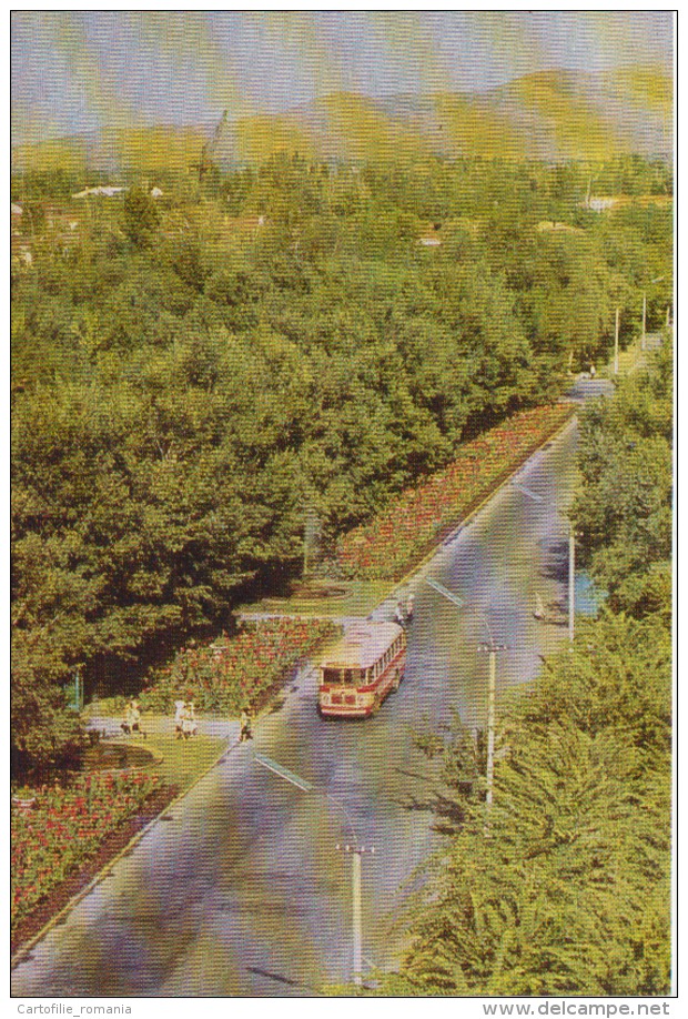 Alma Ata Almaty Almati Uncirculated Postcard (ask For Verso / Demander Le Verso) Bus Coach - Kazakhstan