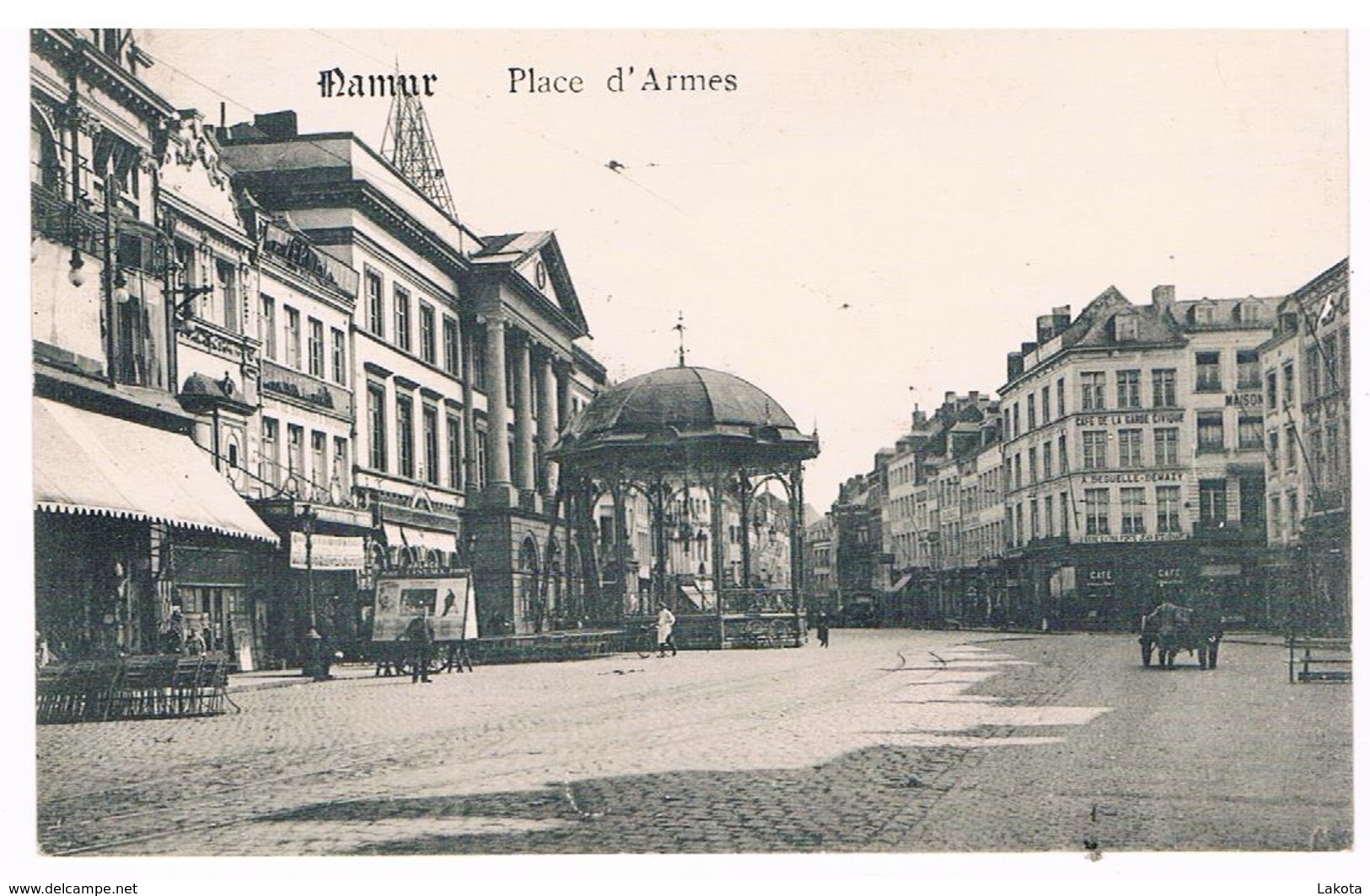 CPA : NAMUR Place D'Armes , Hôtel De Ville Et Kiosque Feldpost - Cachet Eisenbahn Namur - Namur