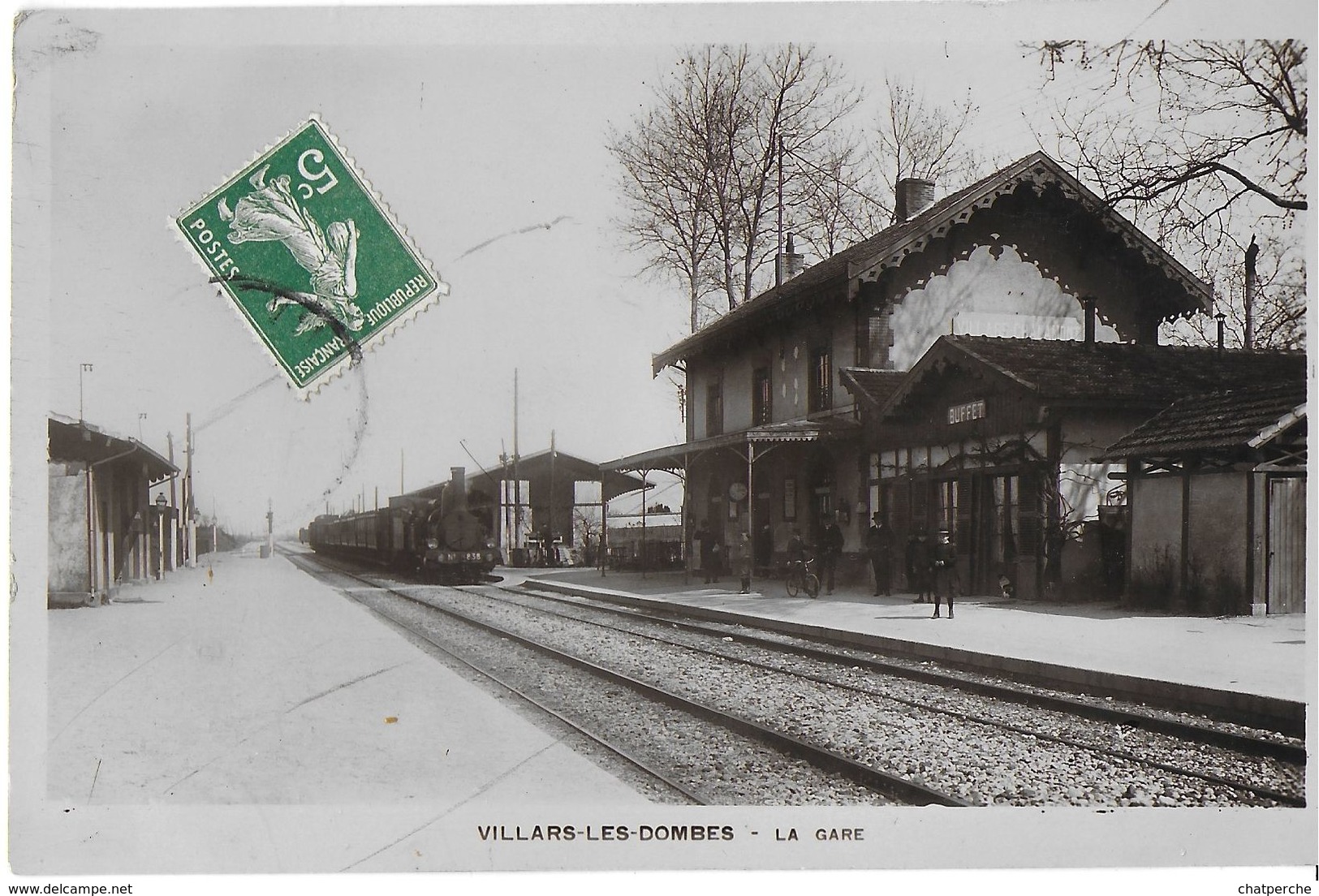 VILLARS-LES-DOMBES 01 AIN  LA GARE  AVEC TRAIN - Villars-les-Dombes