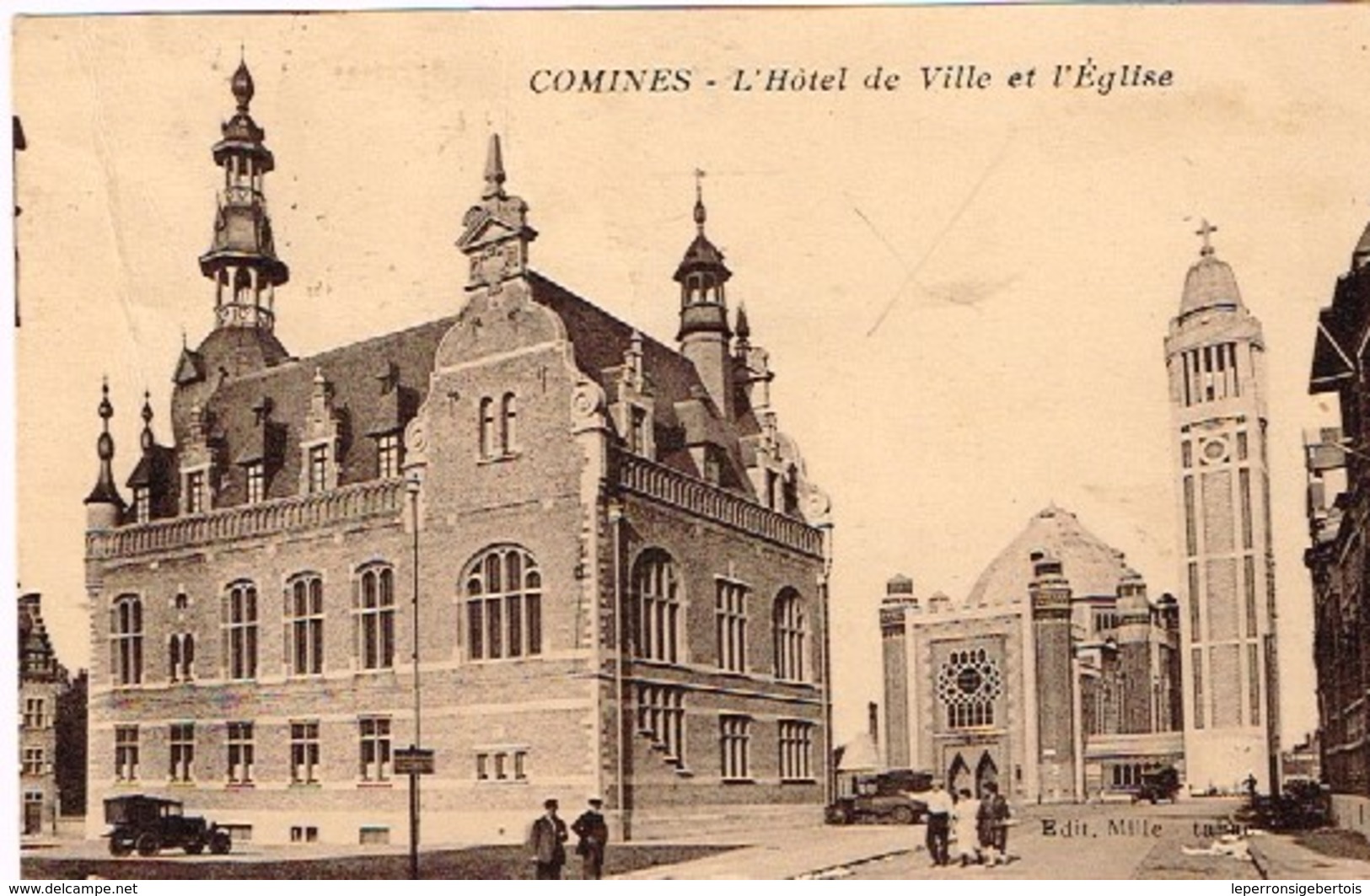 CPA - France - Comines - L'Hôtel De Ville Et L'Eglise - Andere & Zonder Classificatie