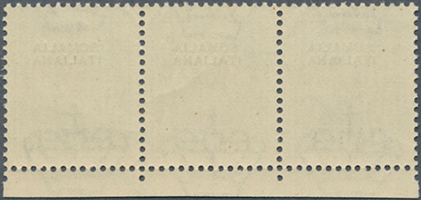 ** 1940, Gebührenmarke Für Lokalpostunternehmen 10 C. Braun Mit Aufdruck Oben, Postfr. Unterrand-3er-Streifen, Mi.ca. 54 - Sonstige & Ohne Zuordnung