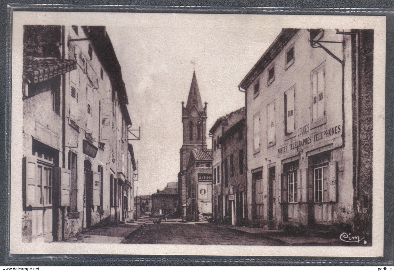 Carte Postale 43. Loudes  Hotel Des Postes Rue De La Barreyre   Très Beau Plan - Loudes