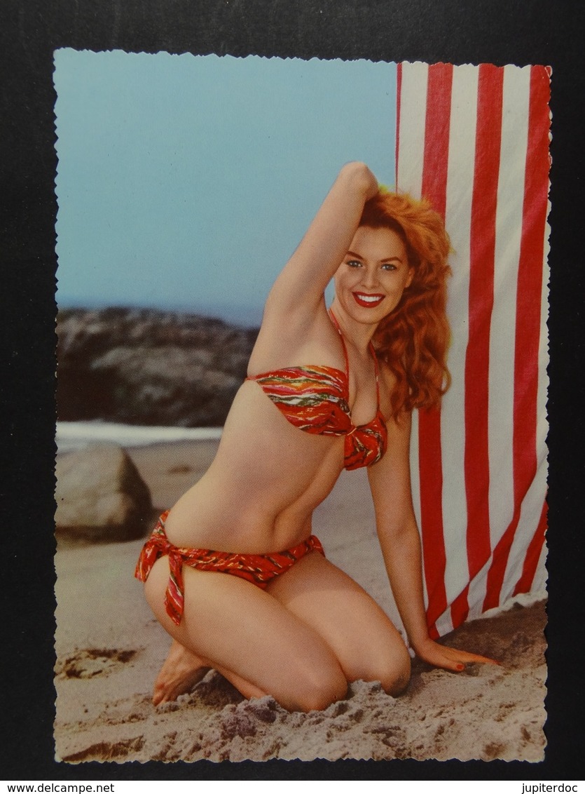 Pin-Up A La Plage - Pin-Ups